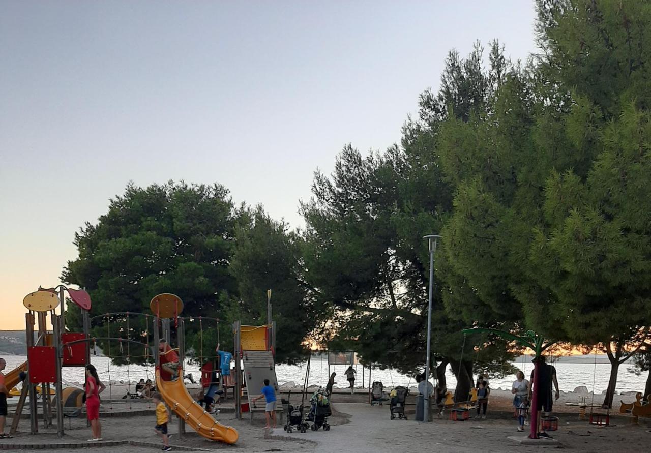 Ferienwohnung App Borna Crikvenica Exterior foto