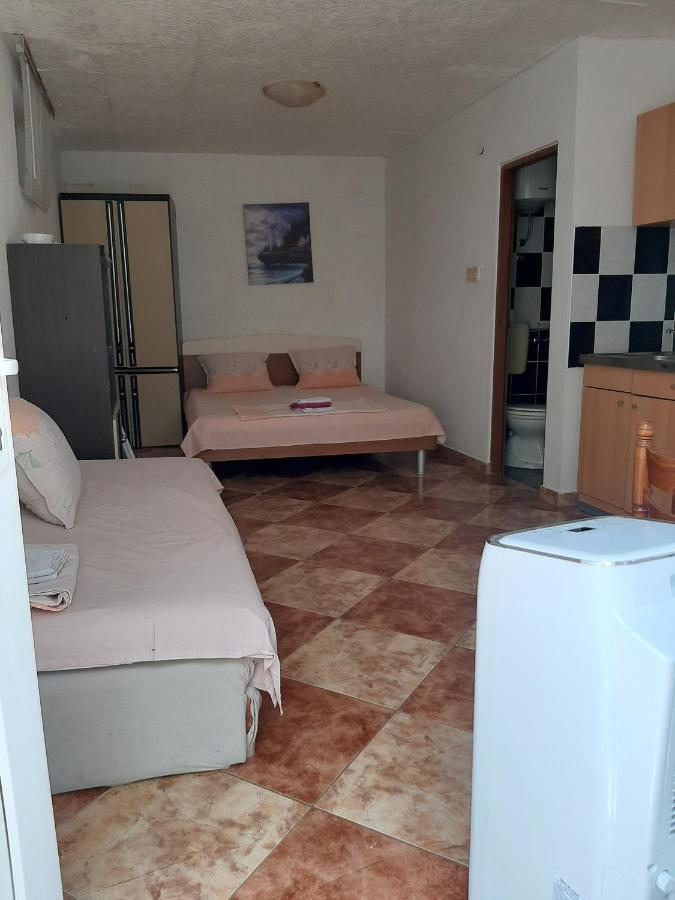 Ferienwohnung App Borna Crikvenica Exterior foto
